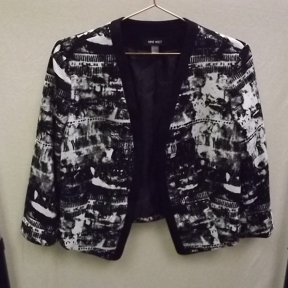 Open Front Nine West Blazer